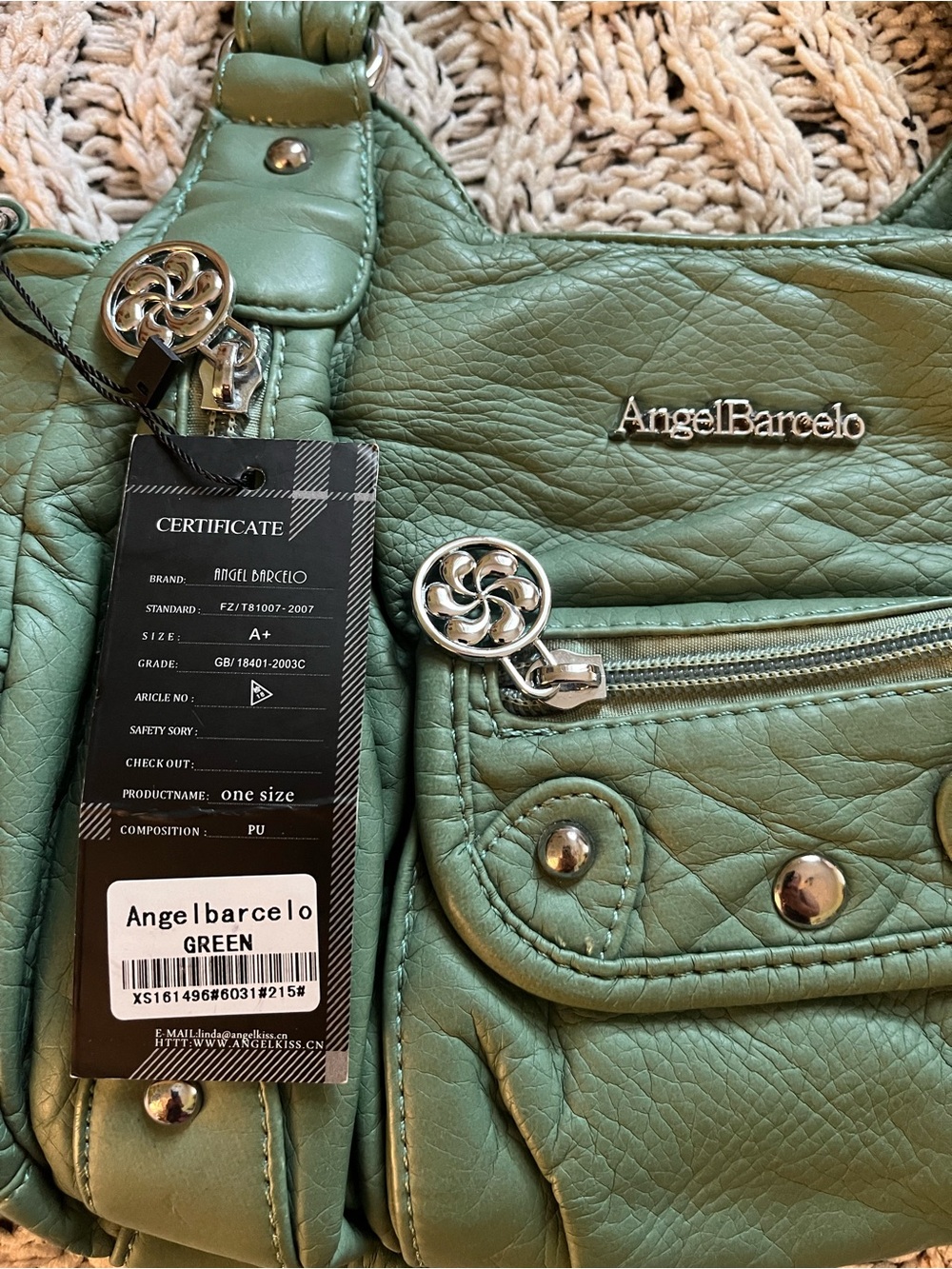 Green Quilted Shoulder Bag with Silver Hardware - Picture 3 of 8